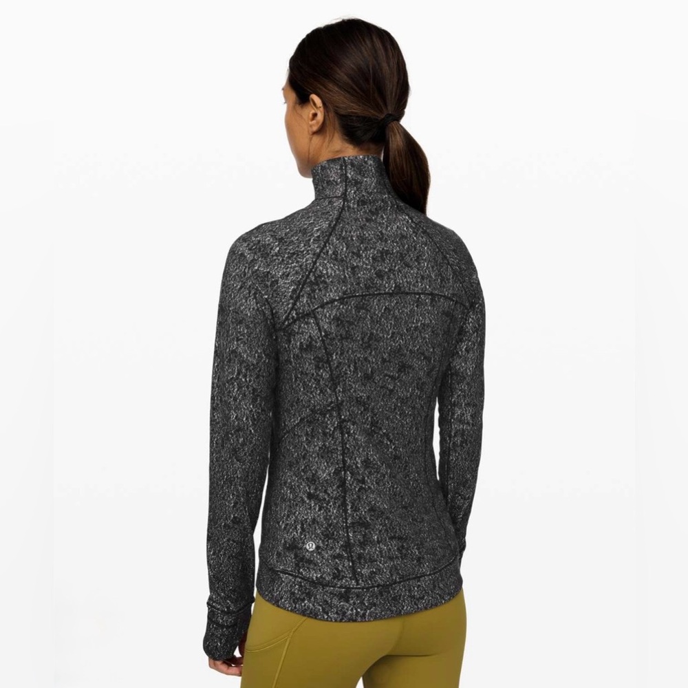 Lululemon - Outrun the Elements Pullover - image 2